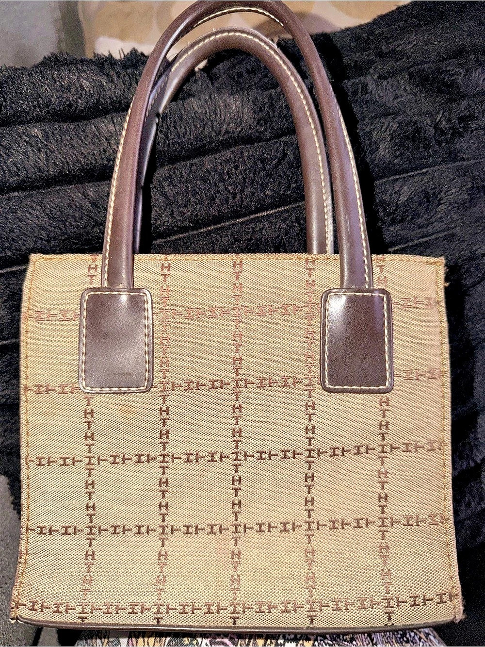Tommy Hilfiger Monogram Tote Brown & Beige